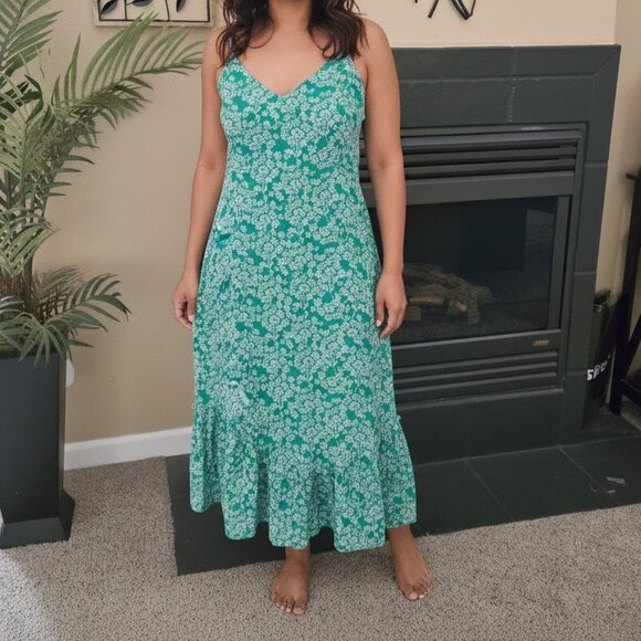 NWT Lulus sz Large Flirty Fleurs Green floral print midi spaghetti strap dress - Picture 1 of 6